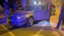 Bursa'da polis 15 km kovaladı! Alkollü ve ehliyetsiz sürücü: Arabada kız arkadaşım var ne uzatıyorsunuz?