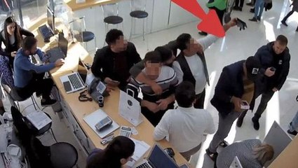 Telefon hırsızını bulana ödül verecekler: Aradıkları kişi iPhone'u ucuza satın almak için Batum'a gelen bir Türk