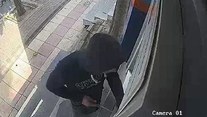 138 ATM’yi tornavidalarla soymuşlar