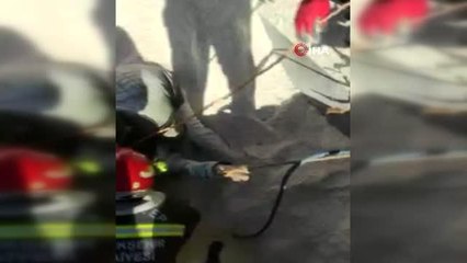 Kum silosuna düşen işçiyi kurtarabilmek için zamanla yarıştılar