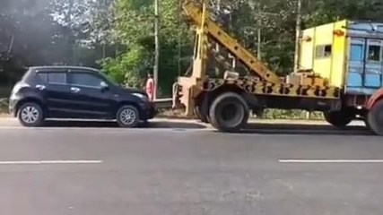 ময়নাগুড়ি: ভরদুপুরে বিকট শব্দ! বিস্ফোরণে কাঁপল এলাকা