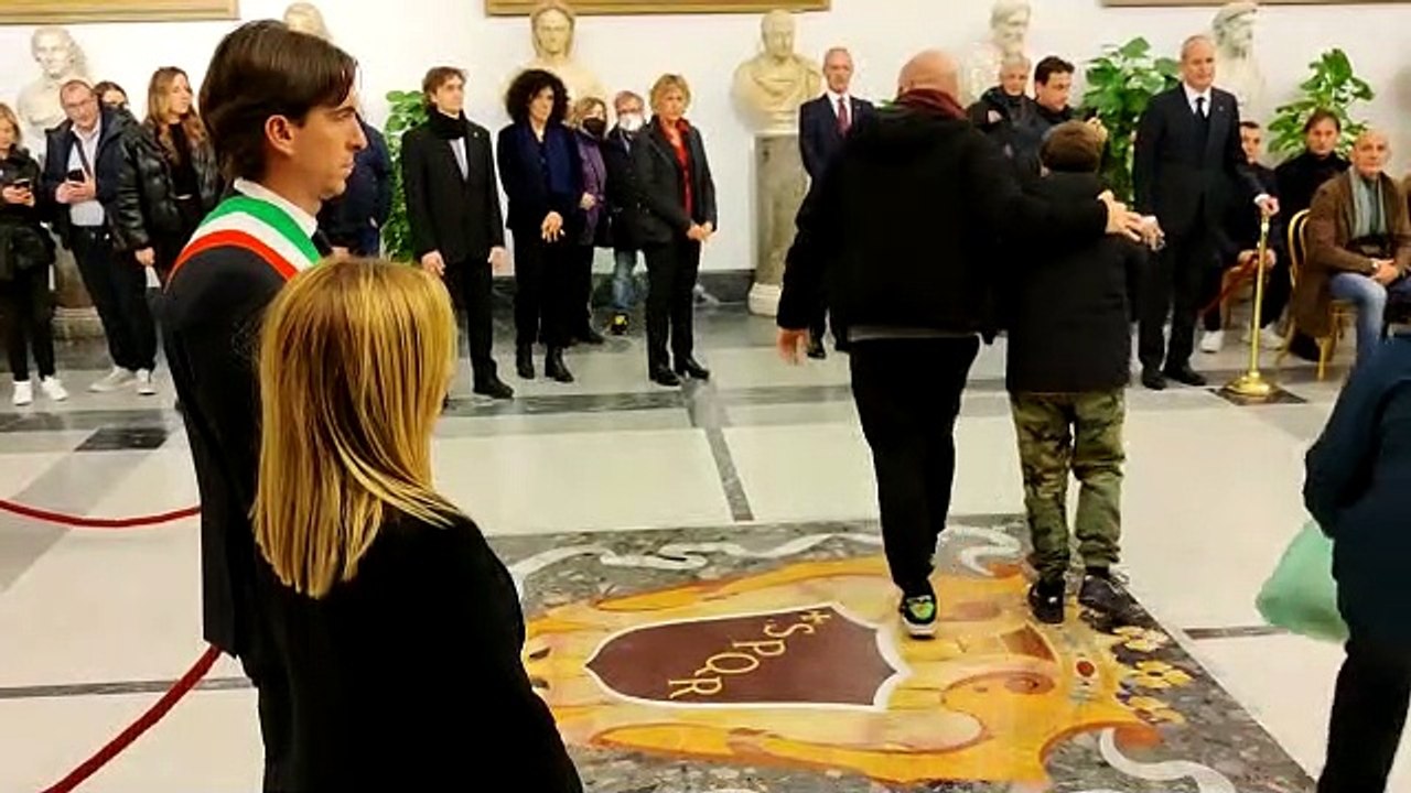 Morte Mihajlovic, camera ardente al Campidoglio: arriva Giorgia Meloni