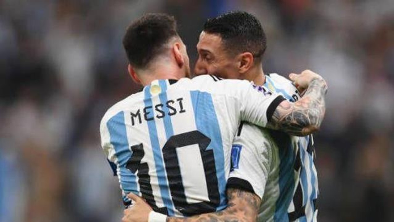 Dünya Kupası finali çılgınca geçiyor! Yaşananlar inanılmaz