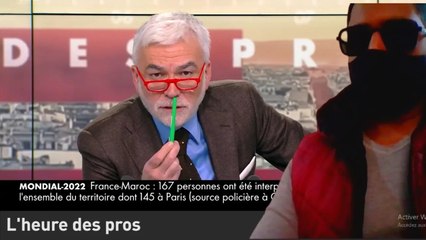 "Ta gue*ule !" : Pascal Praud agacé, interpelle TF1 après une insulte de Yann Barthès