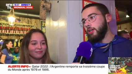 La déception des supporters français après la défaite des Bleus aux tirs au but face à l'Argentine