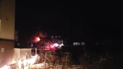 경기 가평군 펜션에서 불...30분 만에 꺼져 / YTN