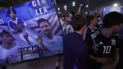 مونديال 2022: الأرجنتينيون يحتفلون في الدوحة بإحراز كأس العالم