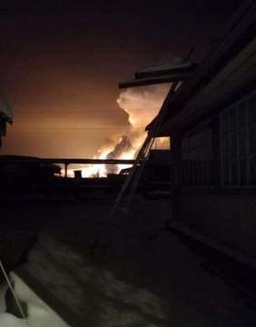 Rusya'da petrol ve doğal gaz tesisinde yangın: 1 yaralı