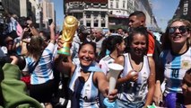 مونديال 2022: السعادة تغمر الأرجنتينيين في بوينوس أيرس إثر الفوز بالكأس