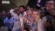 Superhinchas argentinos celebran su Copa del Mundo a las puertas del estadio Lusail