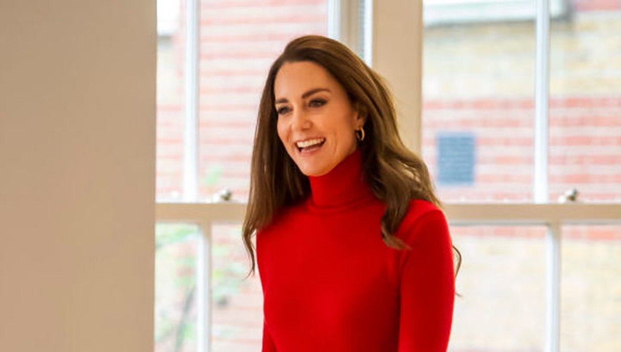 Schön wie die Royals: 5 Festtags-Outfits von Kate und Meghan zum Nachstylen