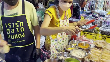 Golden Egg Yolk Thread Bread - Thai Street Food dessert