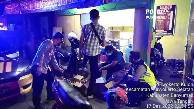 Jaga Kondusifitas Jelang Nataru 2023 Polsek Purwokerto Selatan Polresta Banyumas Razia Miras