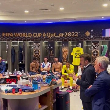 Coupe du Monde : Regardez Emmanuel Macron dans le vestiaire des Bleus s'adressant à l'Equipe de France quelques secondes après la défaite