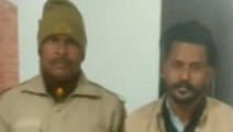 रामपुर:पुलिस ने अवैध शराब बेचने जा रहे दो लोगों को रास्ते से दबोचा