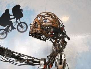 "E.T."-Originalmodell für 2,5 Millionen Dollar versteigert
