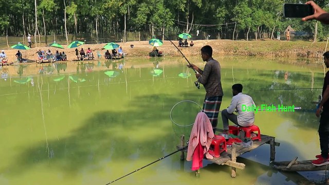 Huge Black Carp Fish Hunting and Fishing Videos Carp Fishing 2023 Carp Fishing Vlog