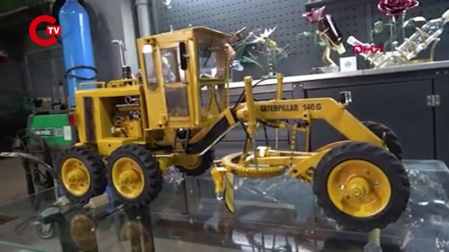 Hurdadan yaptığı minyatür eserler, Geri Dönüşüm Parkı’nda sergileniyor