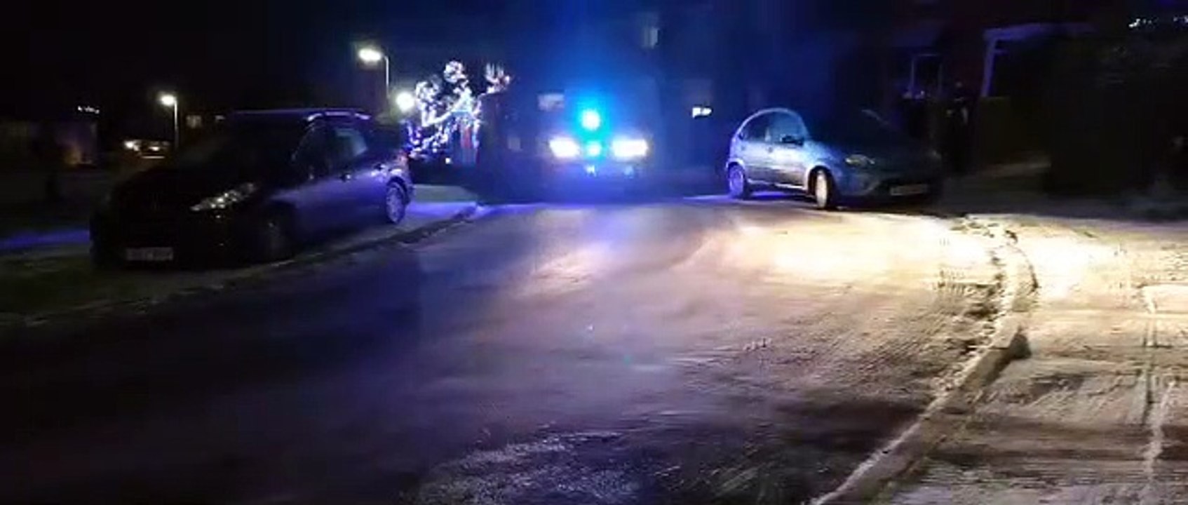 Santa visiting Walton Gardens in Grantham. Credit: Peter A Tully