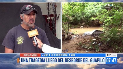 Aún no aparece el niño que se lanzó a un canal de drenaje para salvar a su madre