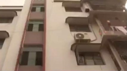 নাকতলায় যুবতীর ঝুলন্ত দেহ উদ্ধার, ডায়েরিতে মিলল সূত্র