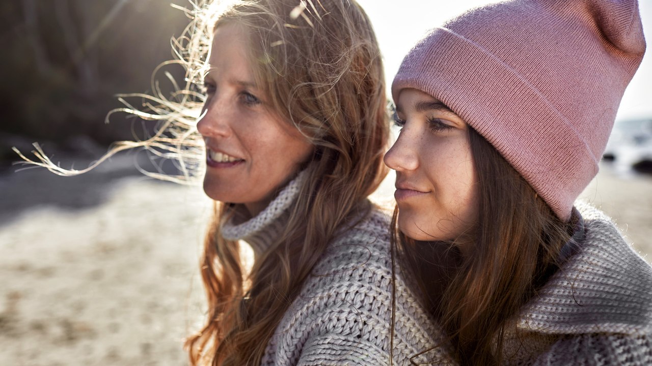 Studie deckt auf: Unsere Mütter sind schuld, wenn wir keinen Partner finden