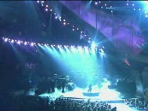 Christina Aguilera Beautiful Grammy 2004