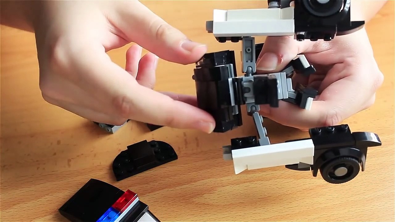 How to build a Lego Transformers Barricade MOC 07 video Dailymotion