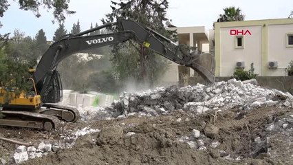 BODRUM'DA 2022 YILI İÇERİSİNDE 210 KAÇAK YAPI YIKILDI