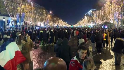 Mondial: malgré la déception, "un très beau match" pour les fans parisiens