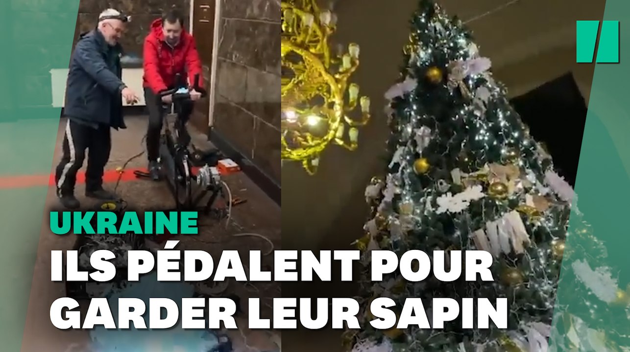 À la gare de Kiev, on pédale pour illuminer le sapin de Noël et pallier les coupures d’électricité