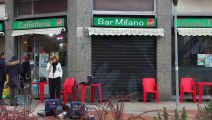 Omicidio in un bar di Milano: i rilievi della Scientifica