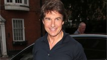 VOICI : Tom Cruise : l'acteur saute d'un avion pour la promotion de son prochain film, les internautes conquis