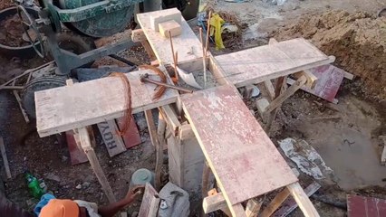 4×4 slab centring work on single column // Kiya Technology of construction Ek column mein 4×4 Ka Slab mistri ne banaya