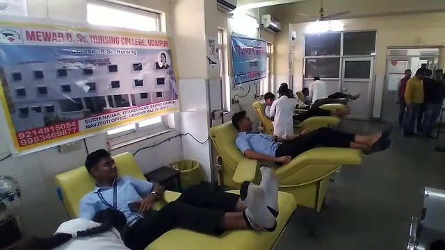 Video.....राजस्थान पत्रिका उदयपुर संस्करण के स्थापना दिवस पर मेवाड़ महोत्सव के आयोजन की कड़ी में सोमवार को रक्तदान शिविर का आयोजन किया गया