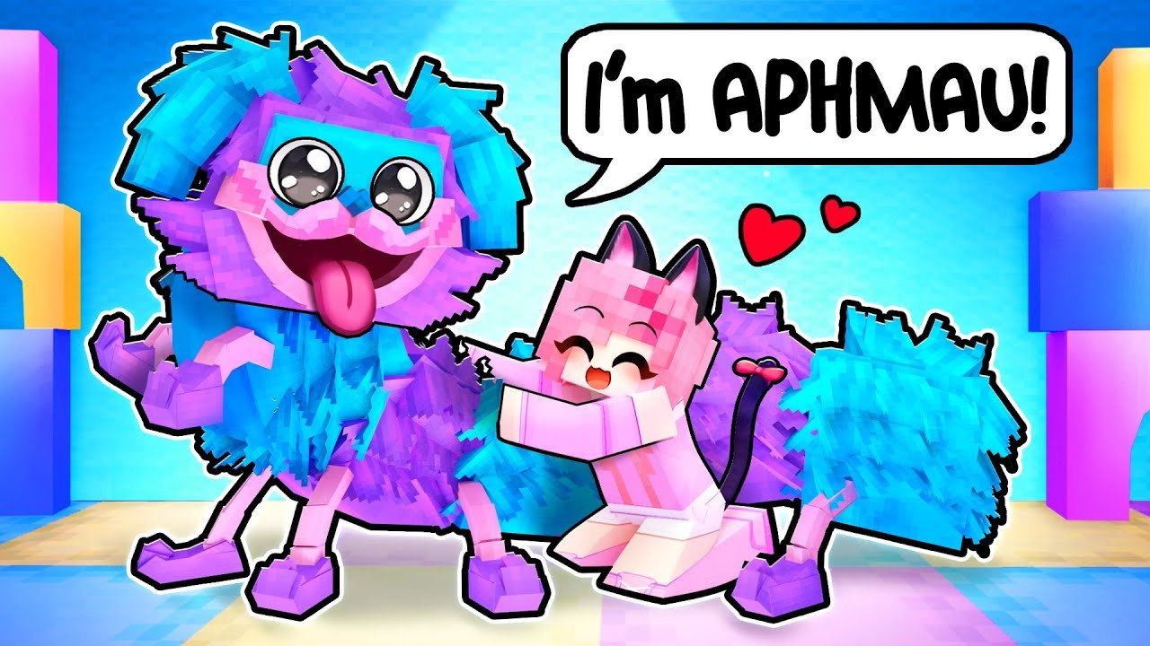 Playing Minecraft As A HELPFUL PJ Pugapillar! Minecraft