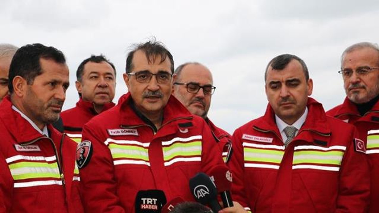 Bakan Dönmez'den petrol keşifleriyle ilgili heyecanlandıran sözler: Arkası gelecek, bizi izlemeye devam edin