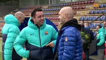 El Barça entrevista a Andrés Iniesta tras visitar el entrenamiento / FCB