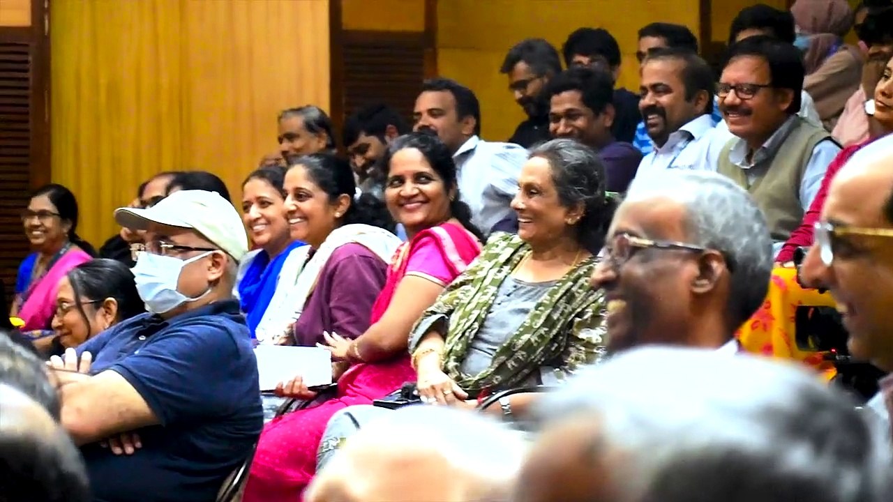 How to balance studies with social time? || Acharya Prashant, at RVCE Bangalore (2022)