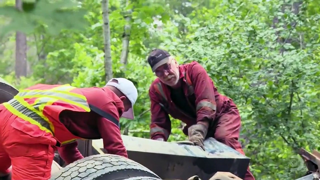 Highway Thru Hell - Se10 - Ep01 - Red Truck Wreck HD Watch HD Deutsch