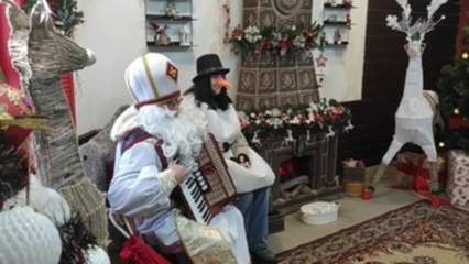 San Nicolás llega a Ucrania en medio de nueva oleada de ataques rusos