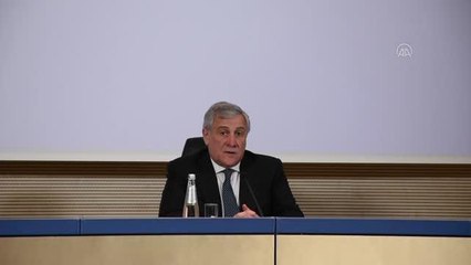 İtalya, dış politikada Akdeniz ve Kuzey Afrika'ya odaklanacak