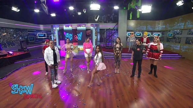 Karina Rodríguez prepara sensuales fotografías navideñas