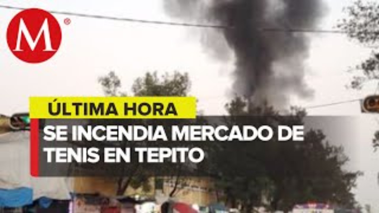 Incendio consume comercios en Tepito; Bomberos de CdMX combaten el fuego
