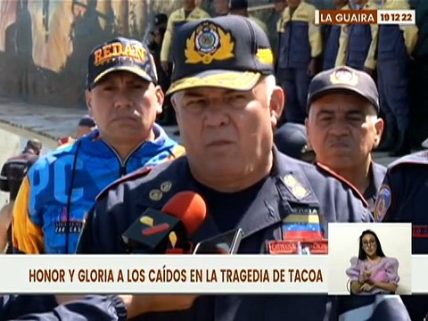 Bomberos de Caracas y La Guaira rinden homenaje a los caídos en la tragedia de Tacoa