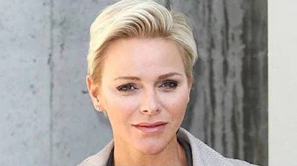 Charlène de Monaco radieuse au siège de la Croix rouge