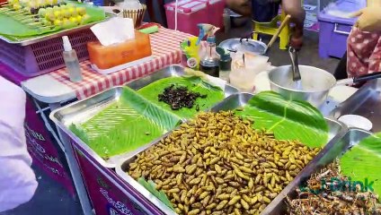 Preparing Thai insect delicacy _ Thai street food