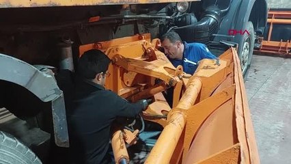 KARAYOLLARI EKİPLERİ, BOLU DAĞI'NDAKİ ZORLU KIŞ ŞARTLARINA HAZIR