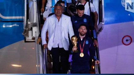 อาร์เจนตินา คว้าแชมป์โลก ส่งถ้วยกลับบ้านเกิด 🇦🇷