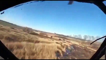 Vídeo mostra helicóptero Mil Mi-8 sendo derrubado na Ucrânia